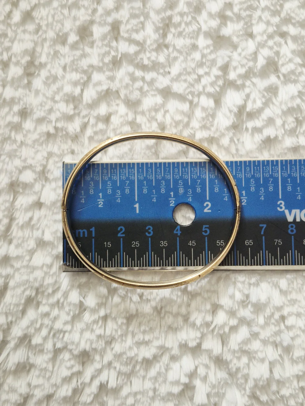 14k Yellow Gold Bangle Bracelet